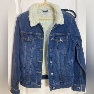Denim/Fur Collared Jacket